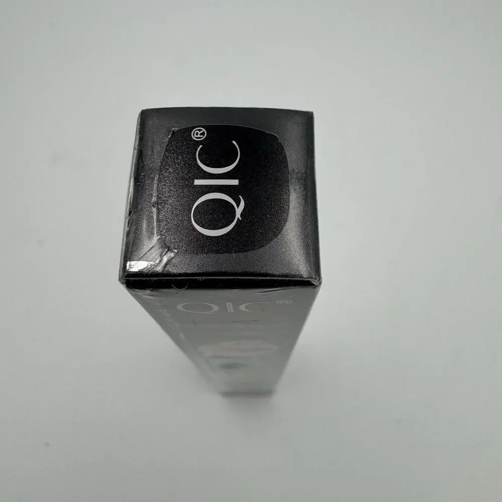 QIC 4D 2-in-1 Intense Volume Mascara in BLACK Exp 02/2027